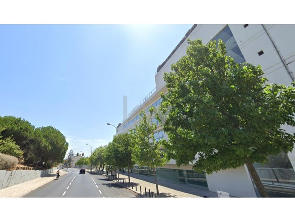 Erhvervsejendom i Alges, Lisbon - foto 5