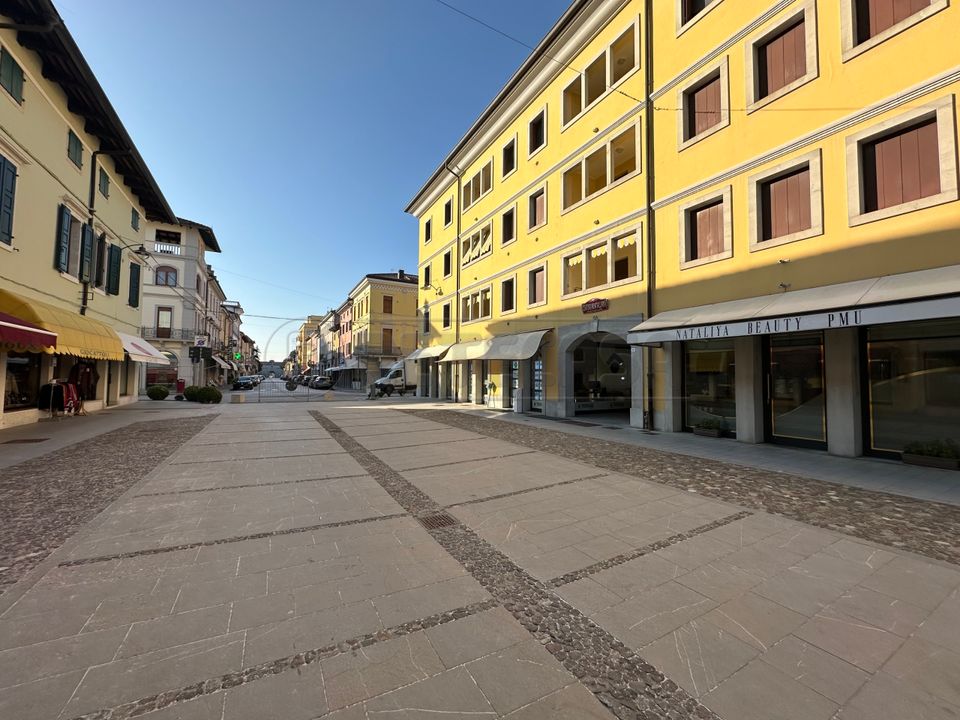 Erhvervsejendom i Palmanova, Udine - foto 3
