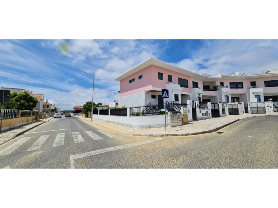 Villa i Sao Domingos de Rana, Lisbon - foto 1
