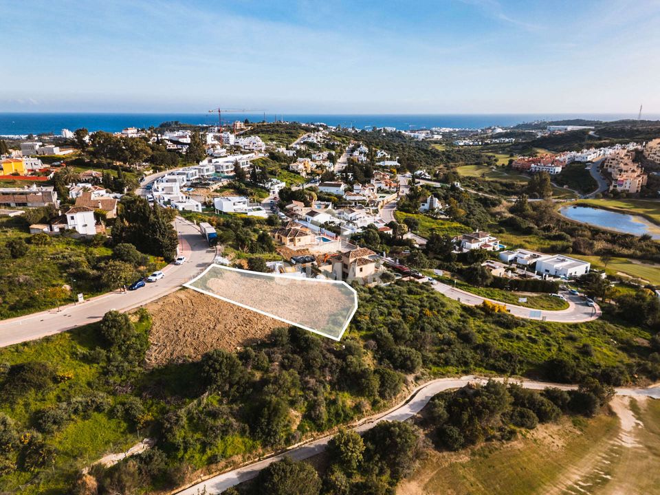 Helårsgrund i Estepona, Malaga - foto 1