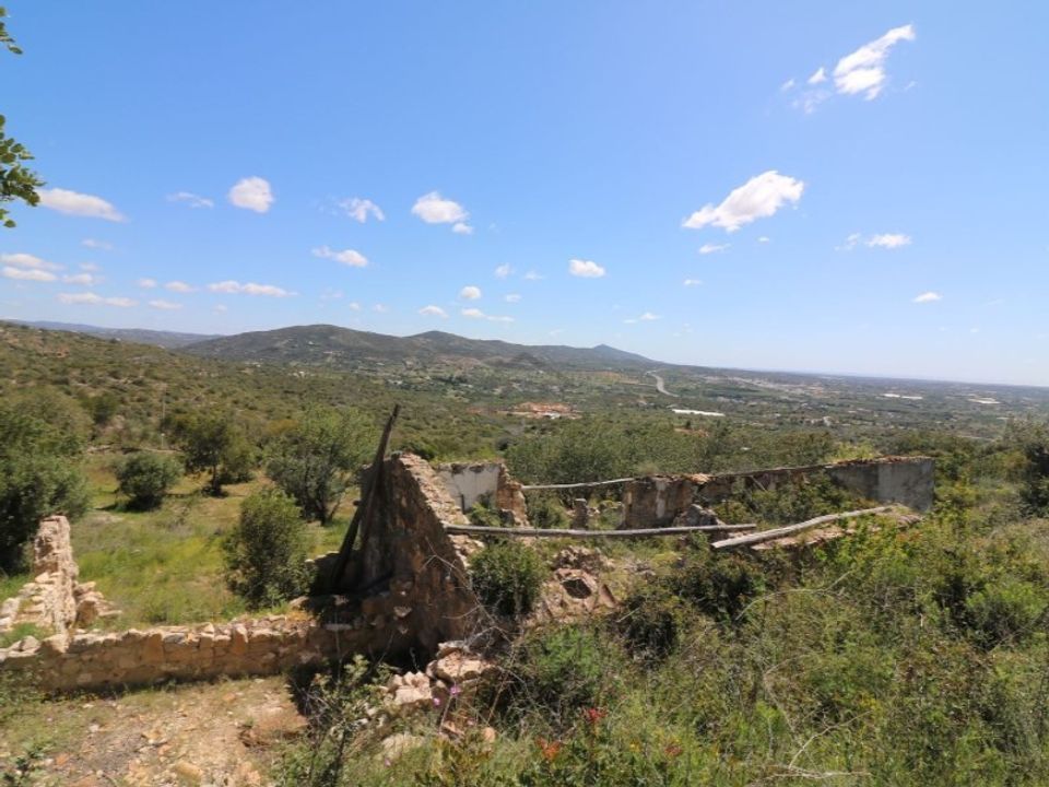Helårsgrund i Estoi, Faro - foto 1