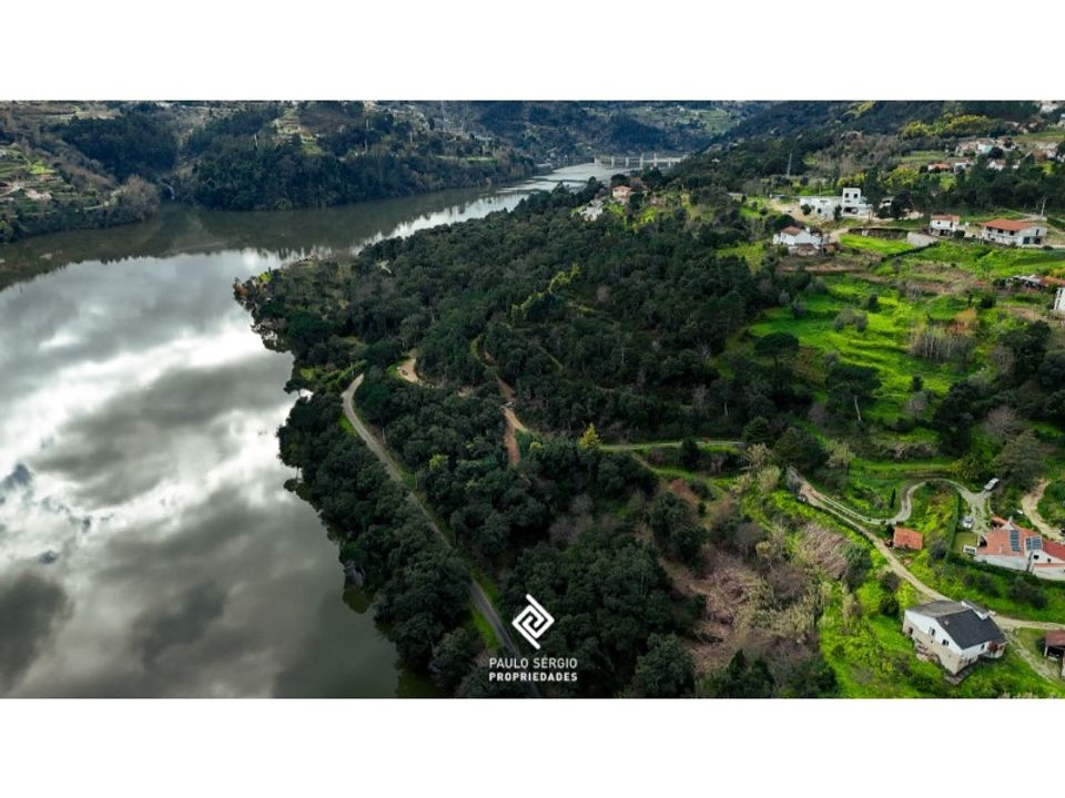 Helårsgrund i Penhalonga e Pacos de Gaiolo, Porto - foto 5