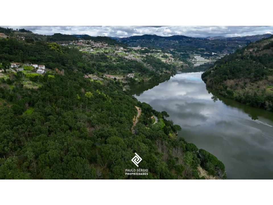 Helårsgrund i Penhalonga e Pacos de Gaiolo, Porto - foto 3