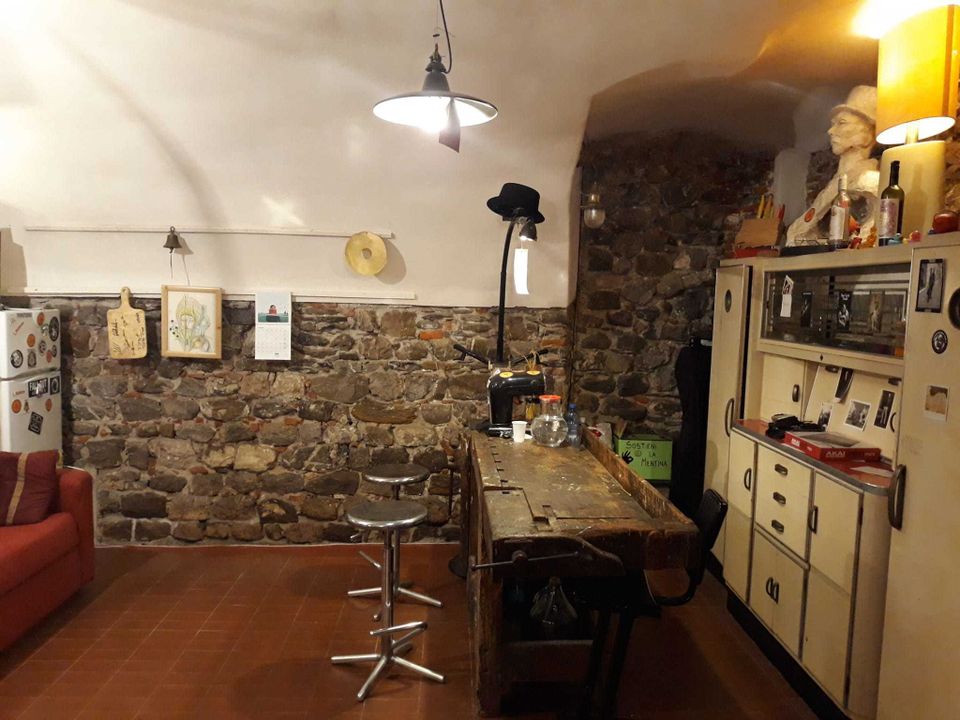Erhvervsejendom i Sarzana, La Spezia - foto 1