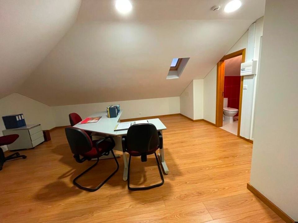 Commercial property in Tomar, Santarem - photo 5