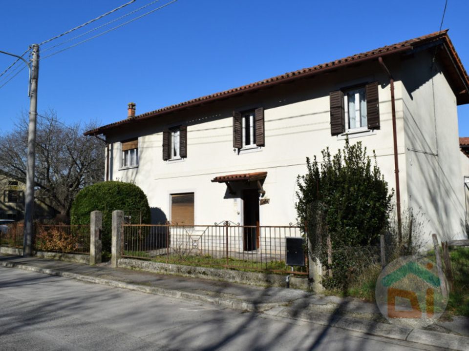 Villa i Capriva del Friuli, Gorizia - foto 1