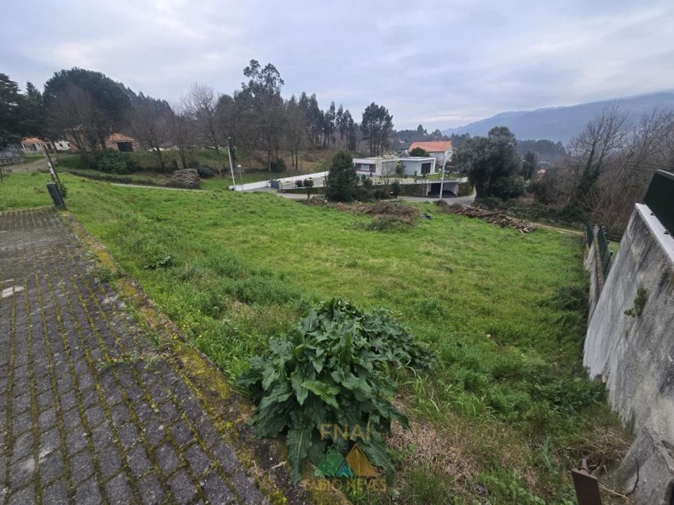 Helårsgrund i Arcos de Valdevez, Viana do Castelo - foto 1
