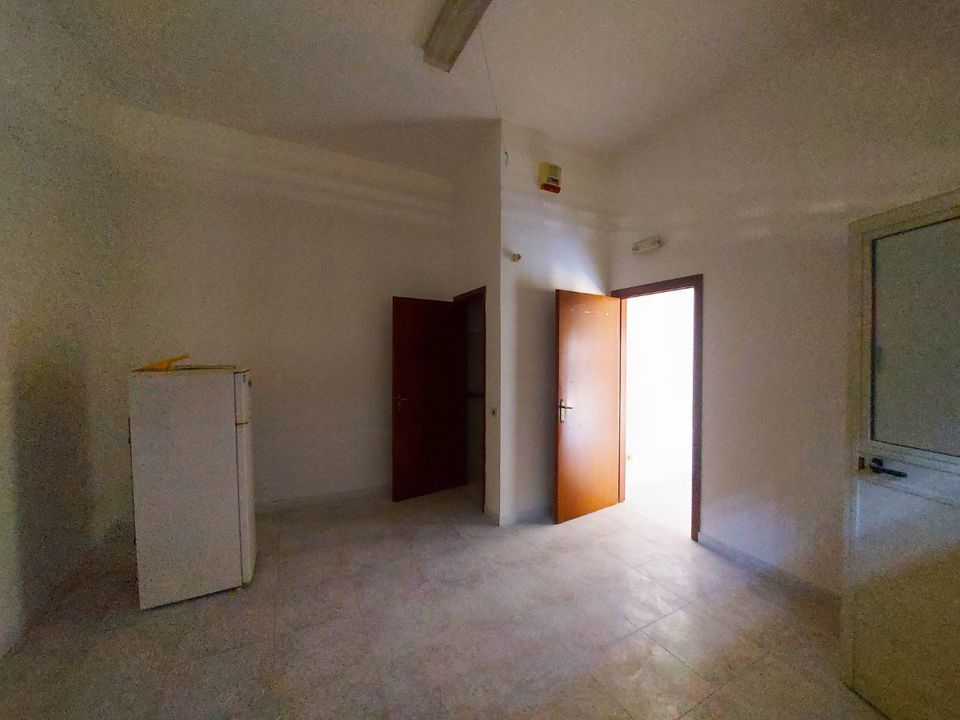 Propriedade comercial em Casalnuovo, Naples - foto 4