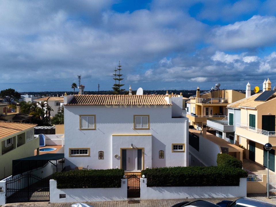 Villa i Alcantarilha, Faro - foto 1
