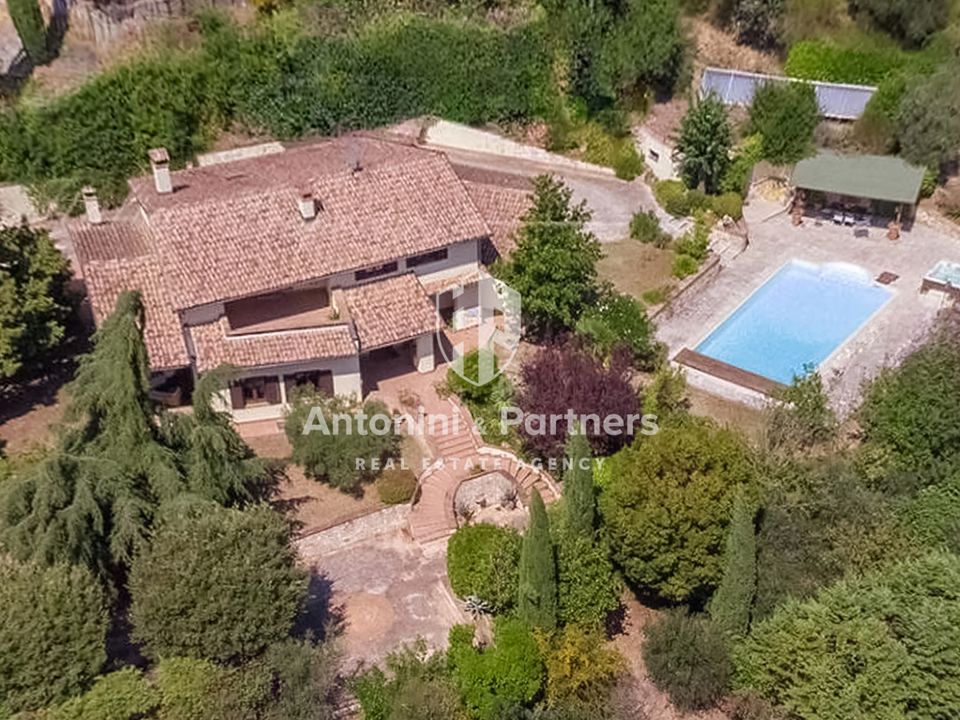 Villa i Todi, Perugia - foto 1