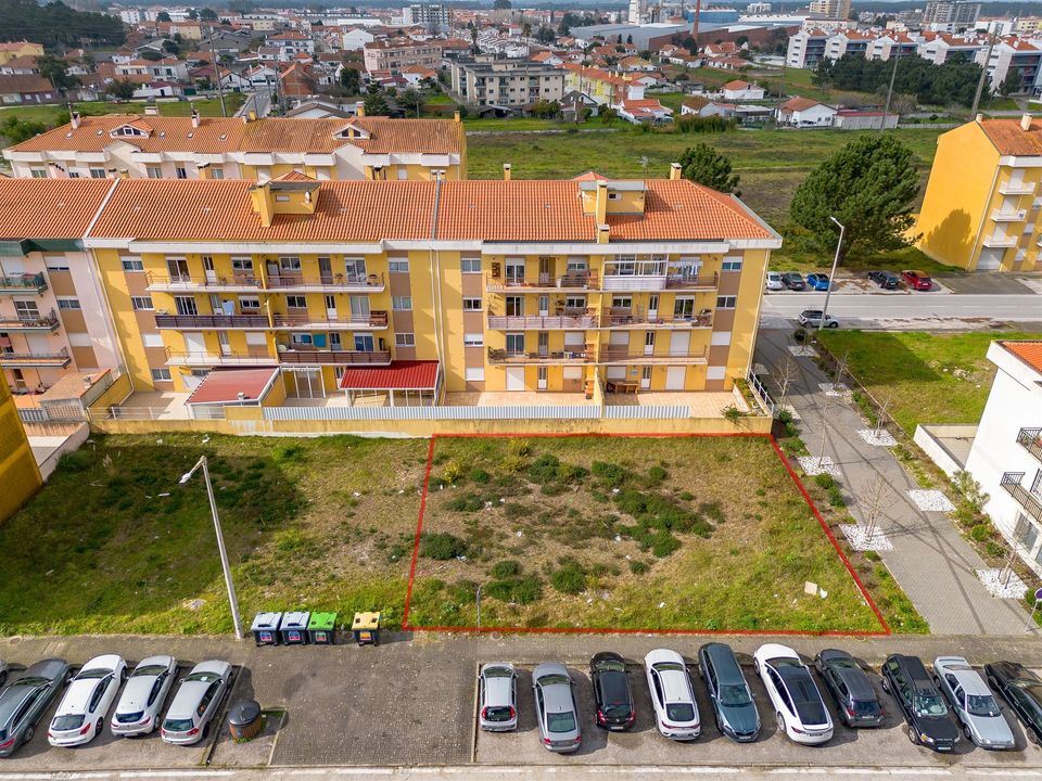 Helårsgrund i Marinha Grande, Leiria - foto 1