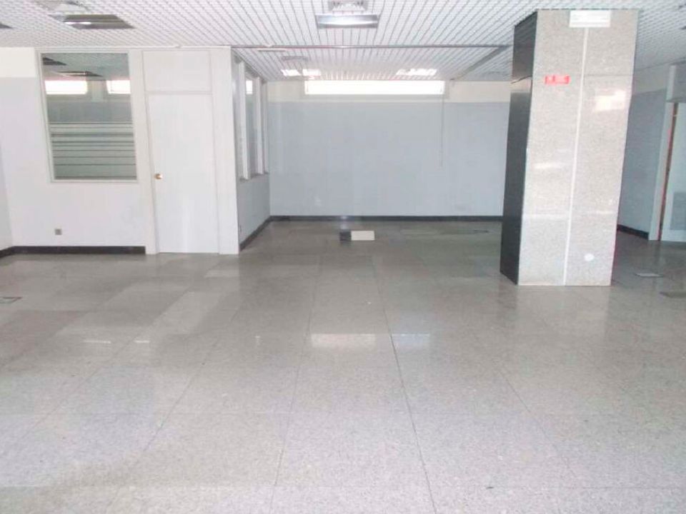 Propiedad comercial en Cortegaca, Aveiro - foto 4