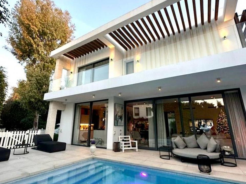 Villa i Estepona, Malaga - foto 1