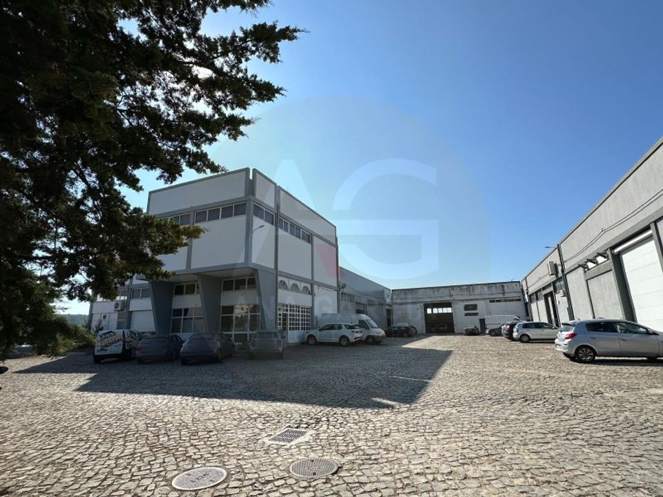 Erhvervsejendom i Assafarge e Antanhol, Coimbra - foto 1