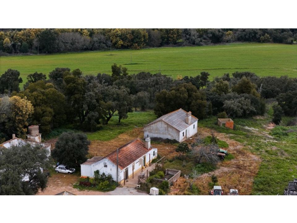 Landejendom i Sao Domingos e Vale de Agua, Setubal - foto 1