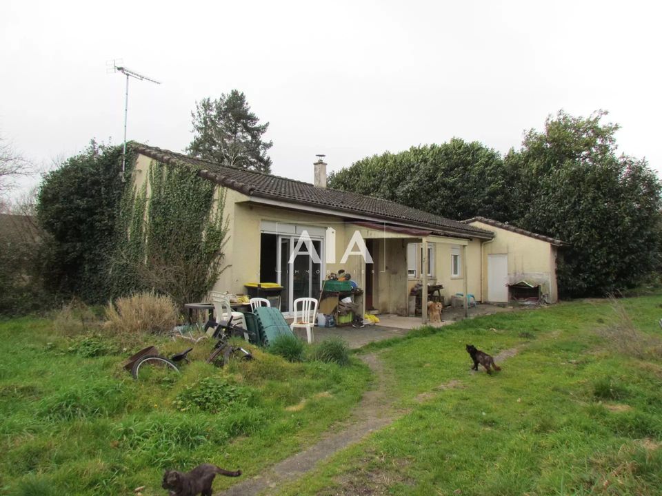 Herregård i Les Adjots, Charente - bilde 1