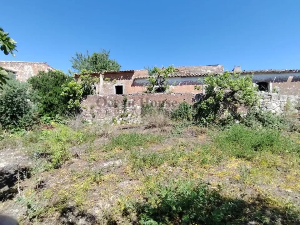 Terreno en Loule, Faro - foto 1