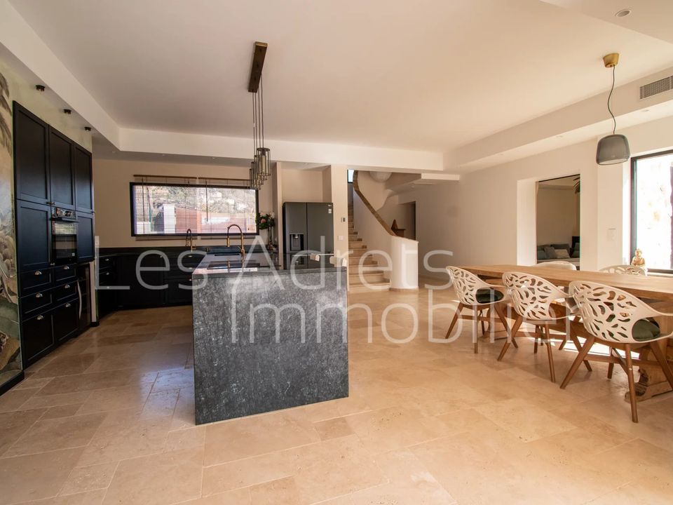 Villa i Les Adrets-de-l'Esterel, Var - foto 4