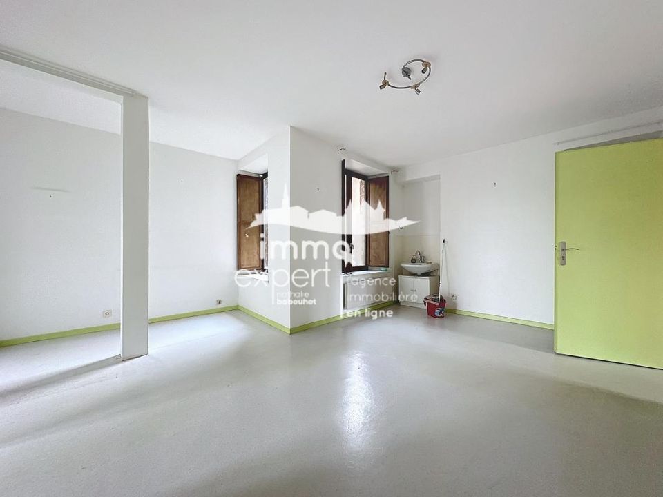 Erhvervsejendom i Mirecourt, Vosges - foto 1