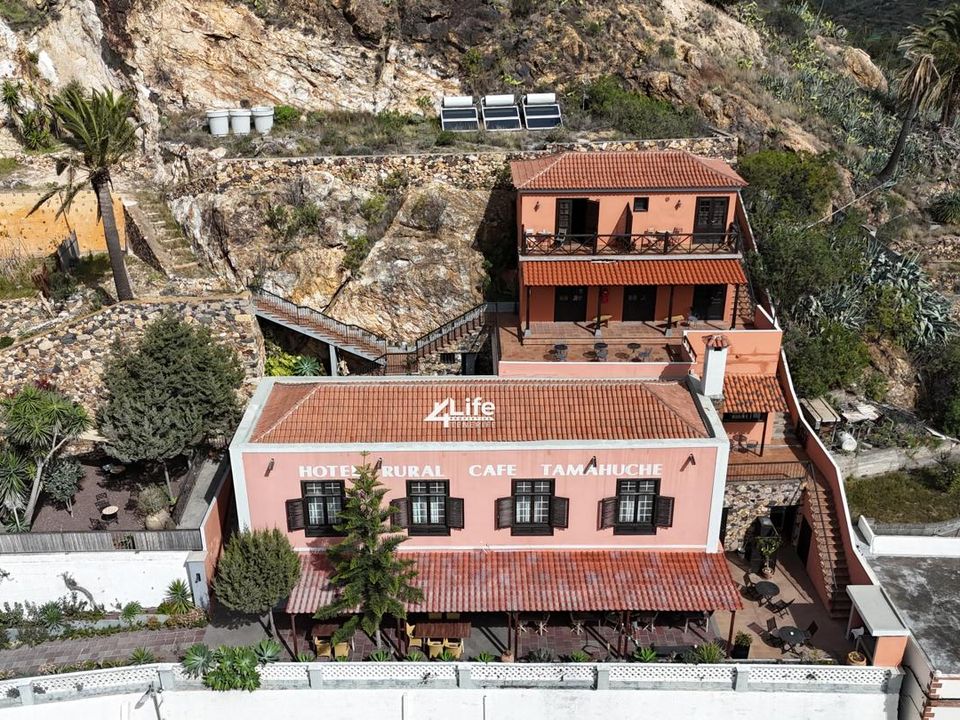 Erhvervsejendom i Vallehermoso, La Gomera - foto 1