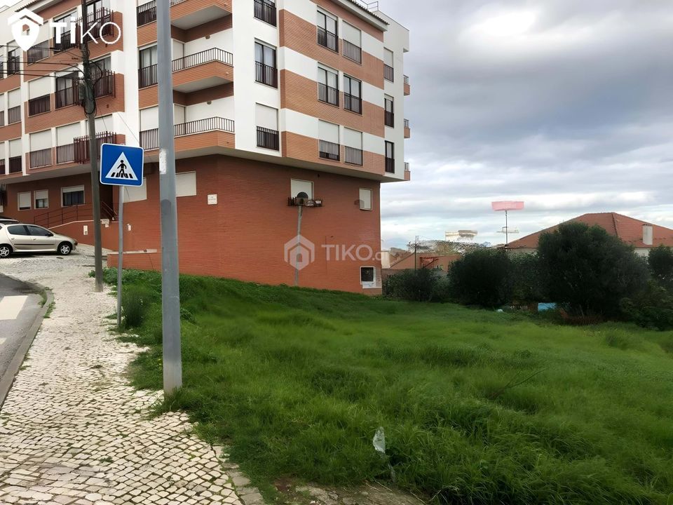 Helårsgrund i Amadora, Lisbon - foto 4