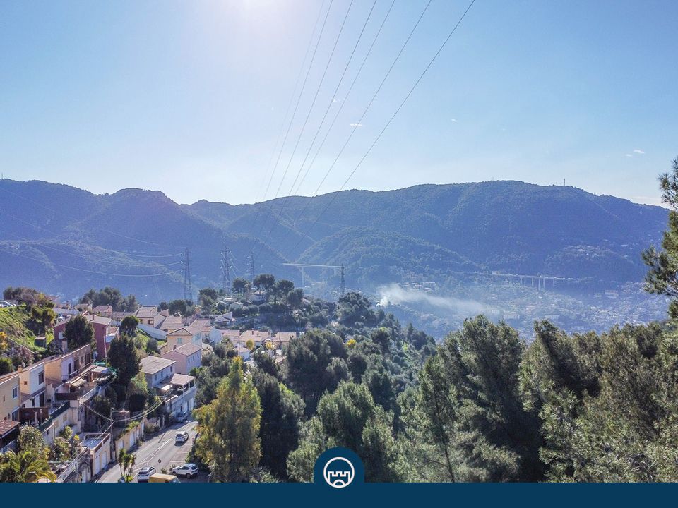 Helårsgrund i Nice, Alpes-Maritimes - foto 1