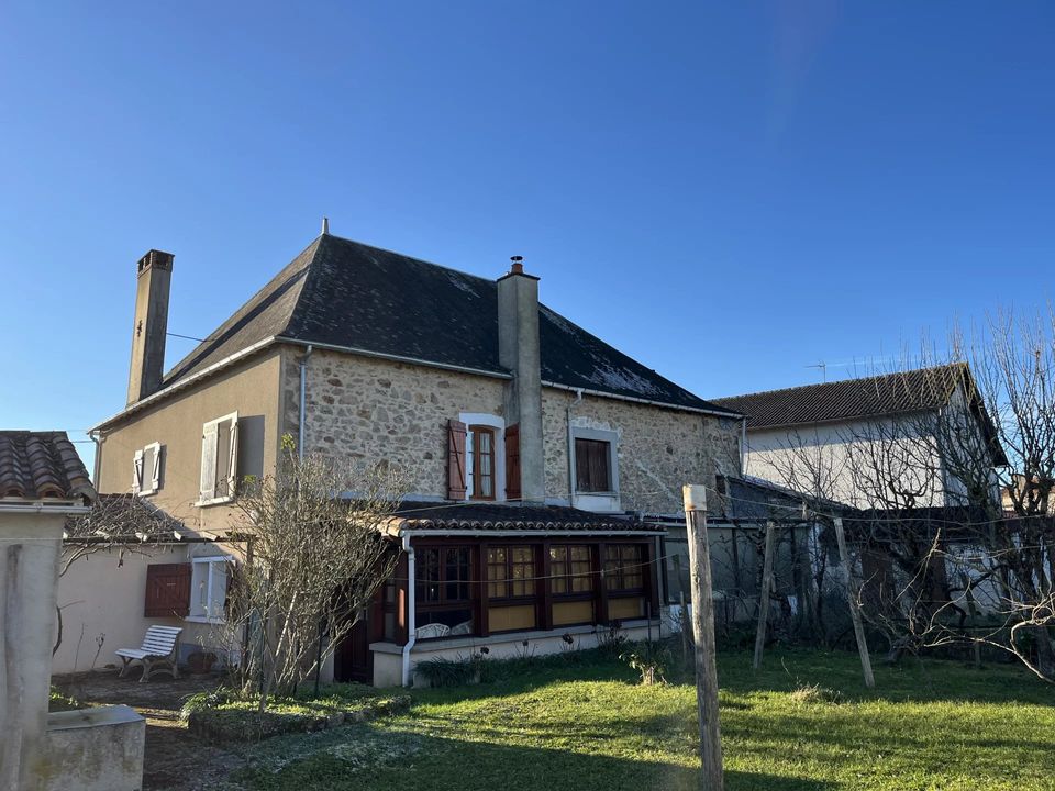 Villa a Lathus-Saint-Remy, Vienne - foto 1