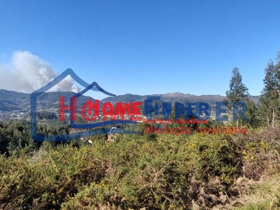 Helårsgrund i Povoa de Lanhoso, Braga - foto 1