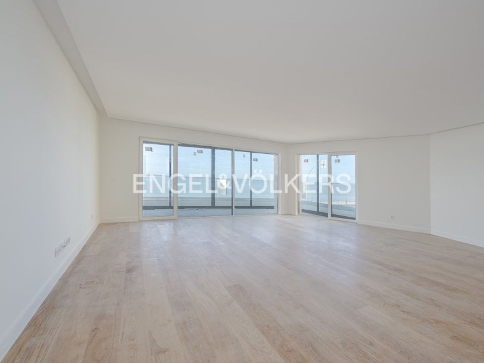 Lejlighed i Alges, Lisbon - foto 1