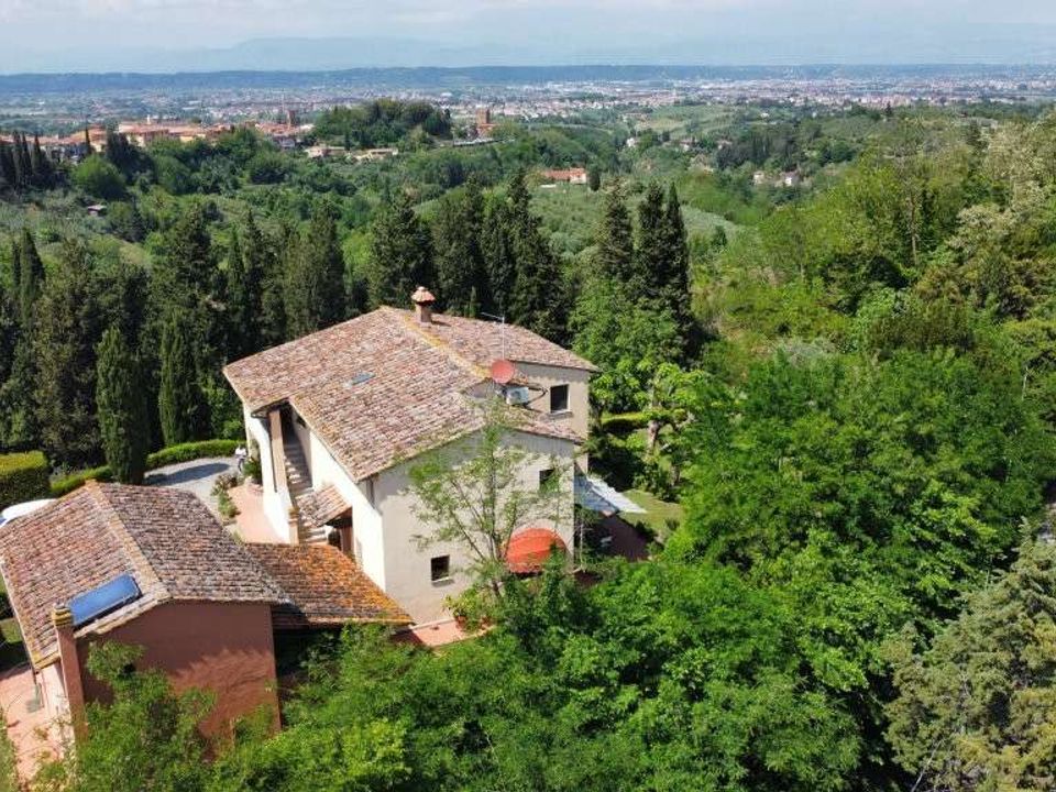 Farm hus i Montopoli in Val d'Arno, Pisa - foto 1