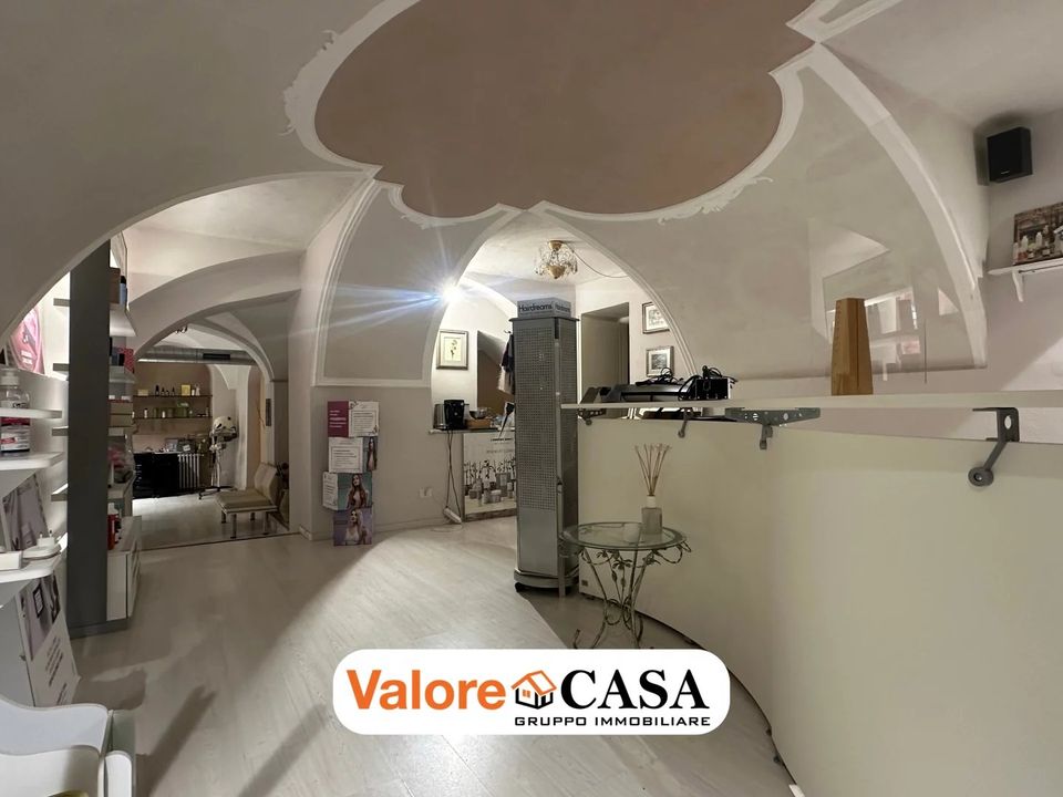Erhvervsejendom i Acqui Terme, Alessandria - foto 1