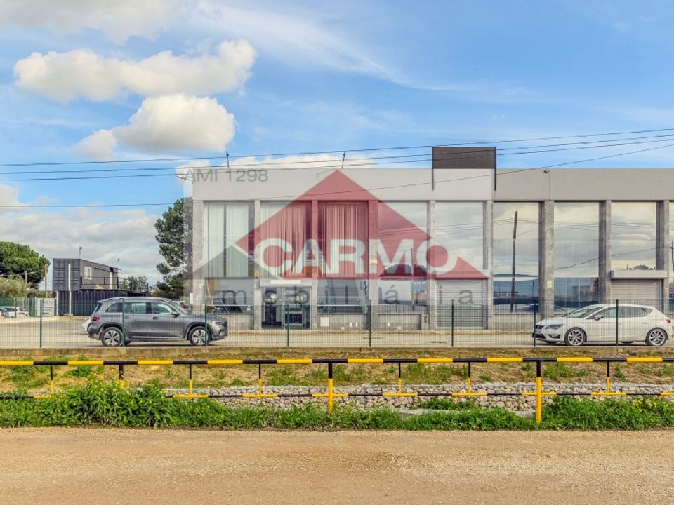 Erhvervsejendom i Pinhal Novo, Setubal - foto 1