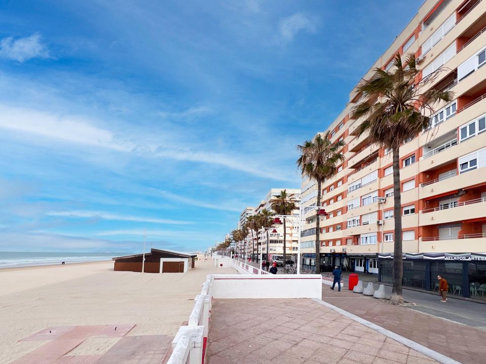 Erhvervsejendom i Cadiz, Cadiz - foto 3