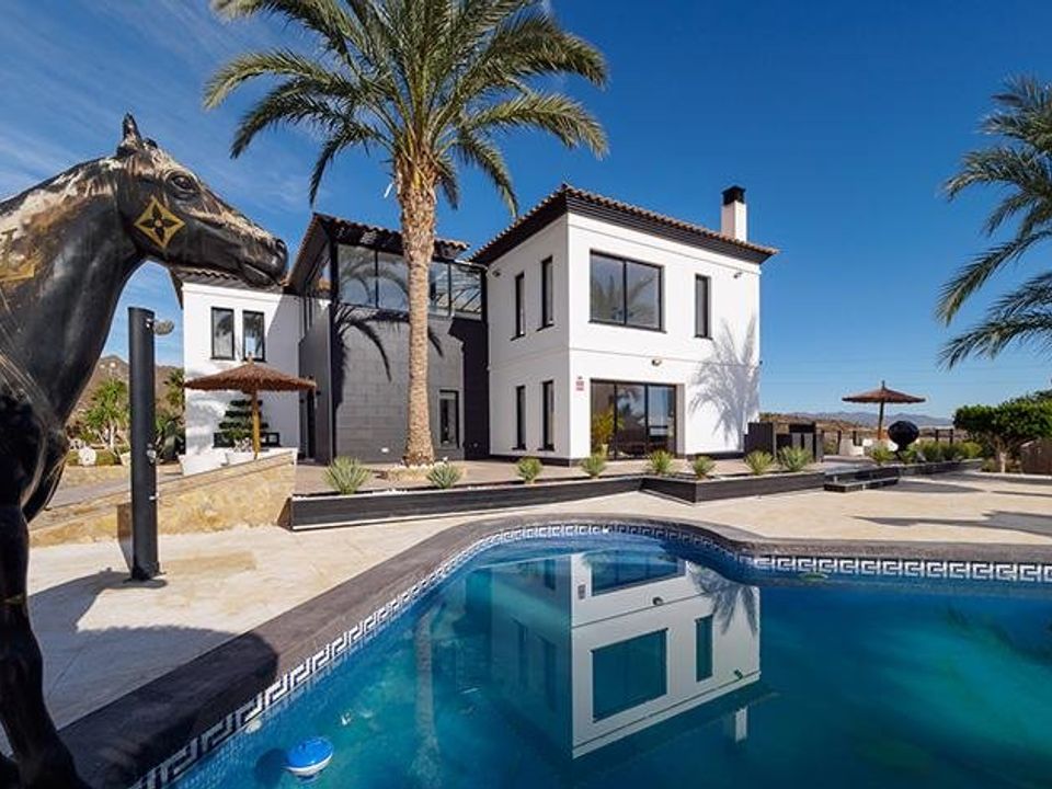 Villa i Pilar De Jaravia, Almeria - foto 1