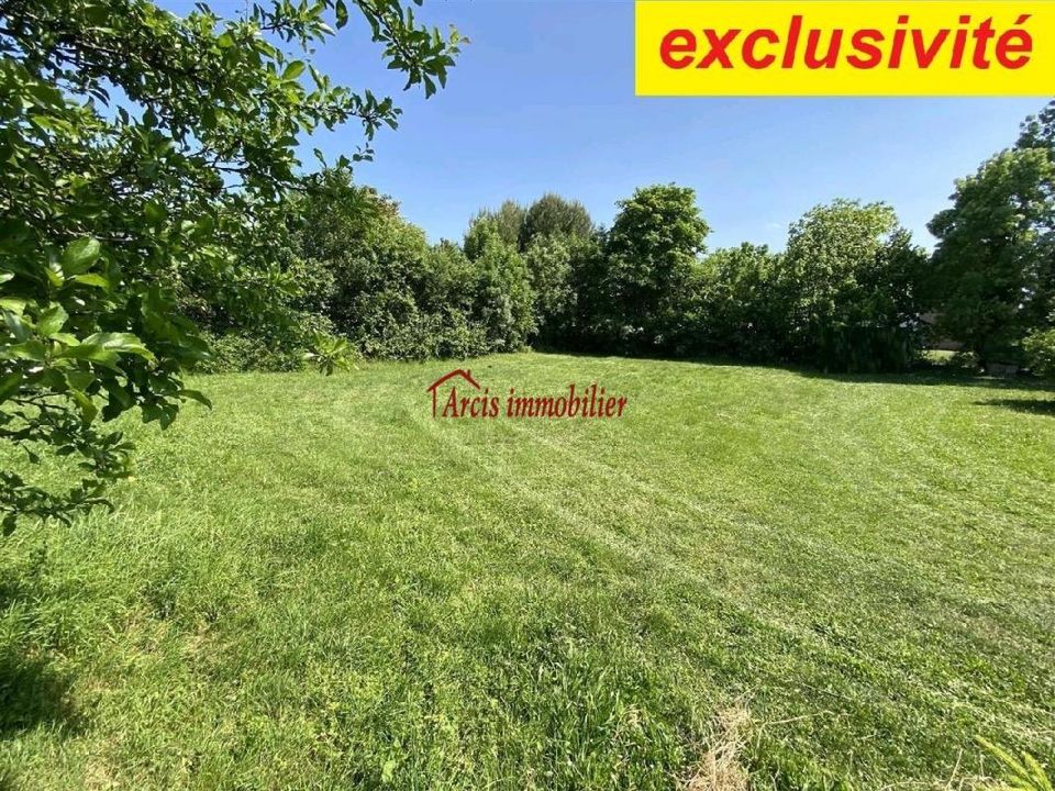 Helårsgrund i Arcis-sur-Aube, Aube - foto 1