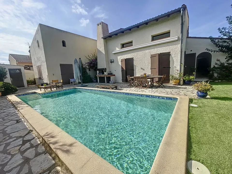 Villa i Saleilles, Pyrenees-Orientales - foto 1