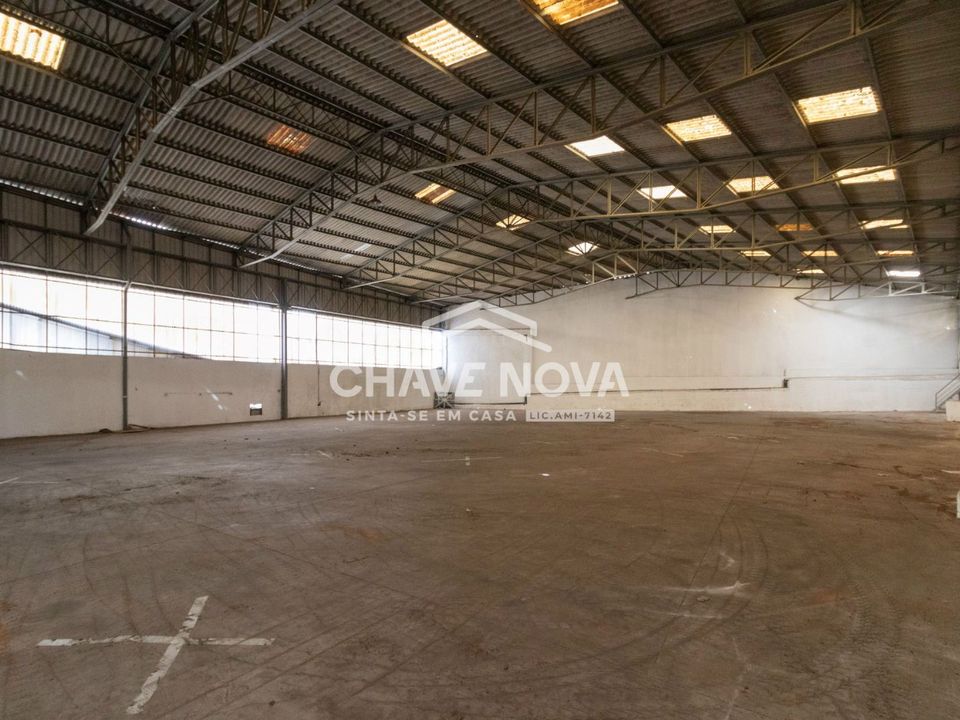 L'establiment comercial a Santa Maria da Feira, Aveiro - foto 3