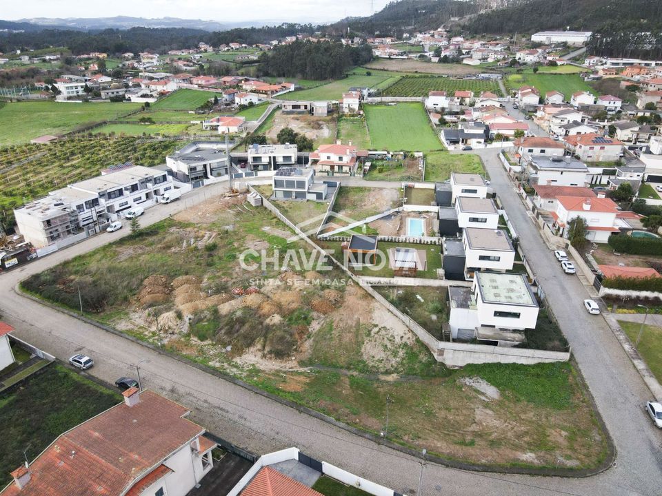 Helårsgrund i Trofa, Porto - foto 1