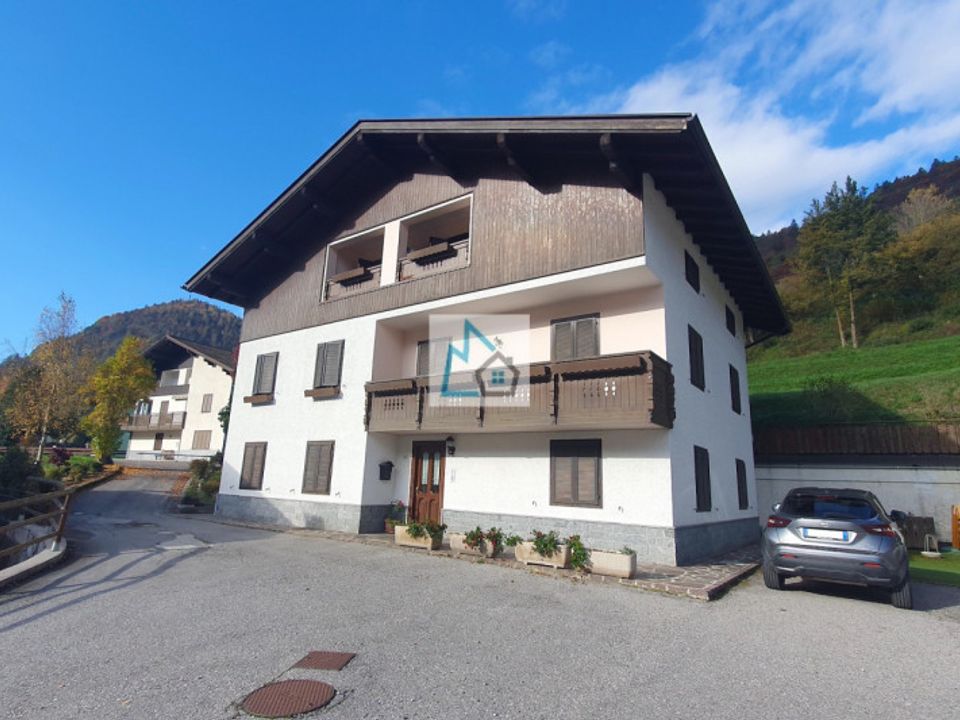 Villa i Sella Giudicarie, Trento - foto 1