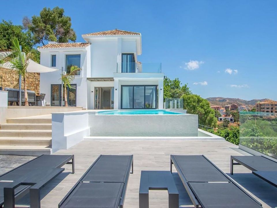 Villa i Elviria, Malaga - foto 1