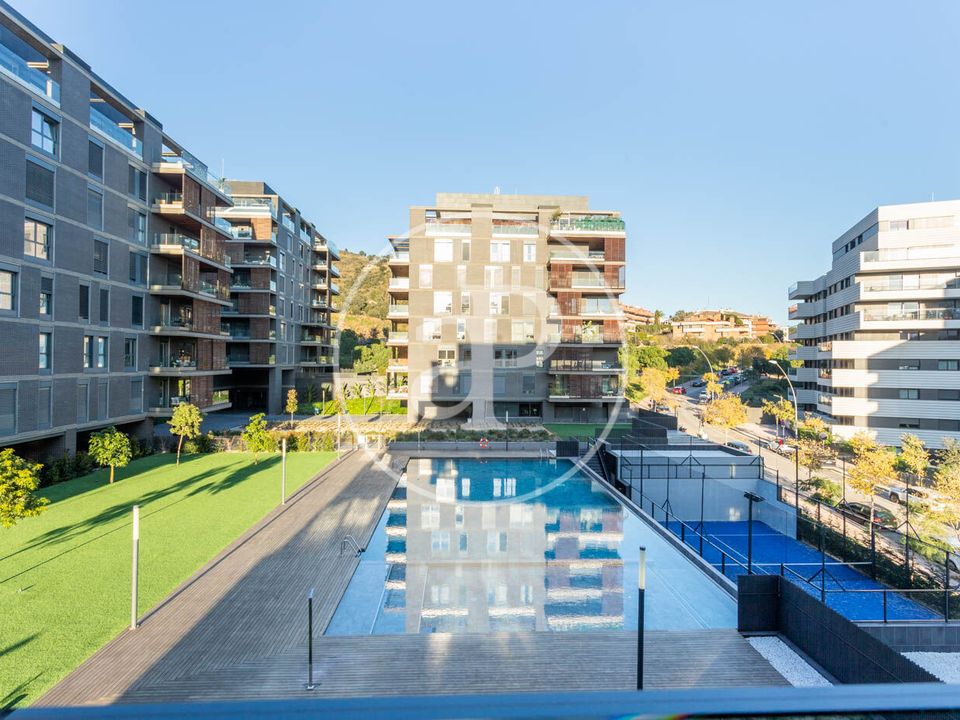 Appartement - Esplugues De Llobregat, Barcelona - photo 1