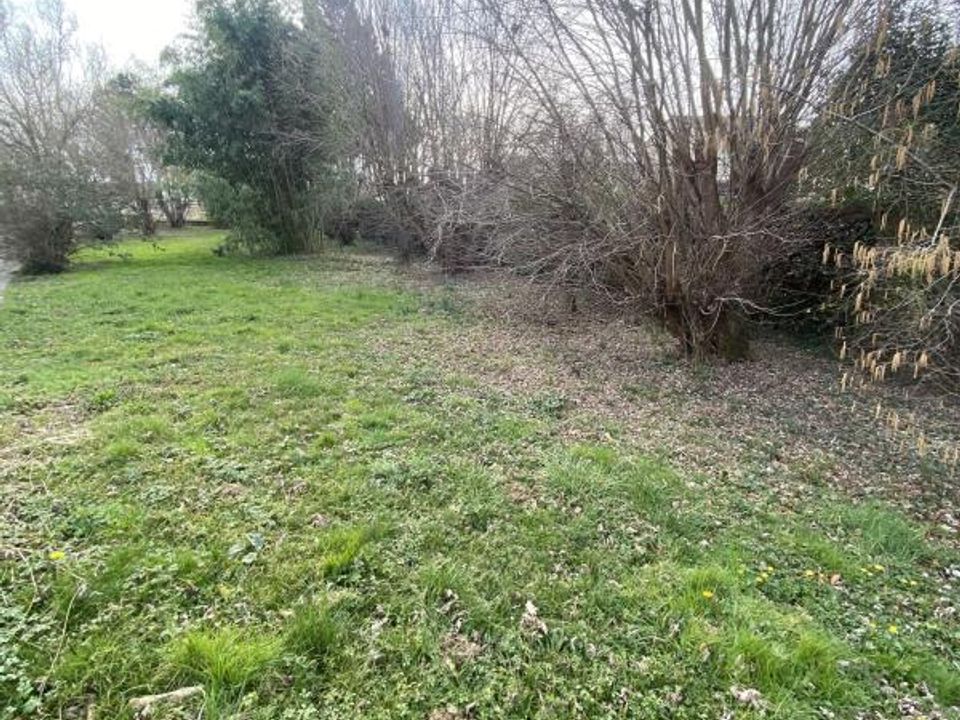 Helårsgrund i Bonrepos-sur-Aussonnelle, Haute-Garonne - foto 1