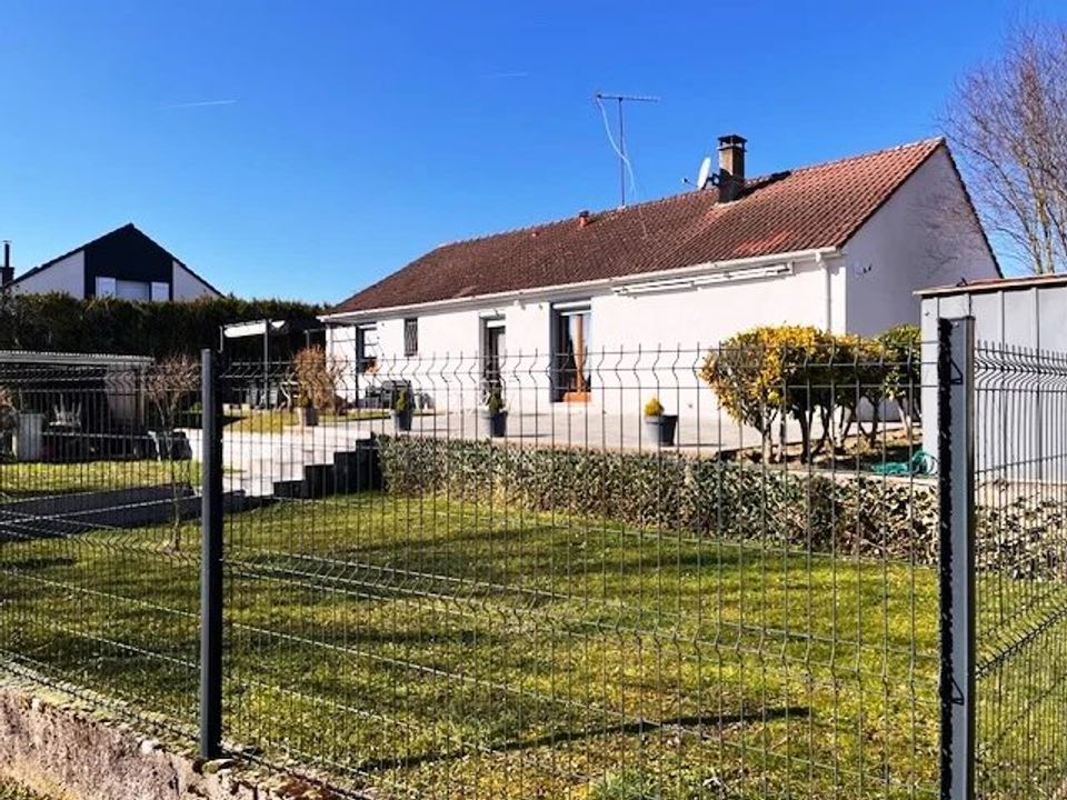 Villa in Château-Salins, Moselle - photo 2