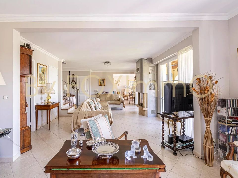 Villa i Villeneuve-Loubet, Alpes-Maritimes - foto 2