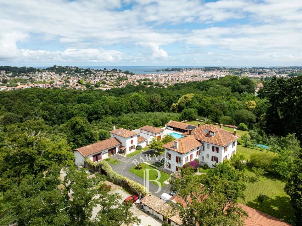 Villa i Urrugne, Pyrenees-Atlantiques - foto 2