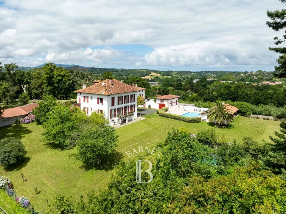Villa i Urrugne, Pyrenees-Atlantiques - foto 3