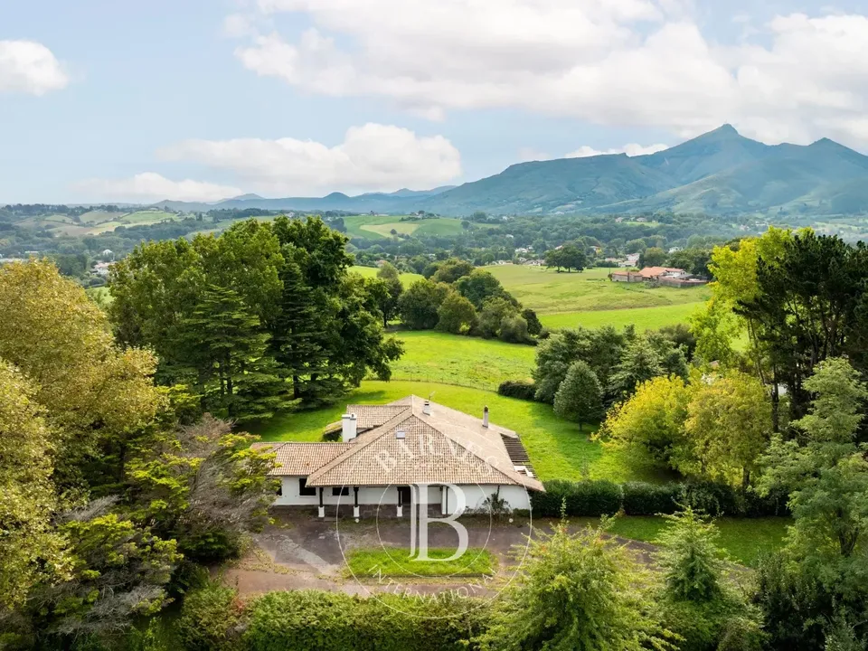 Villa i Urrugne, Pyrenees-Atlantiques - foto 4