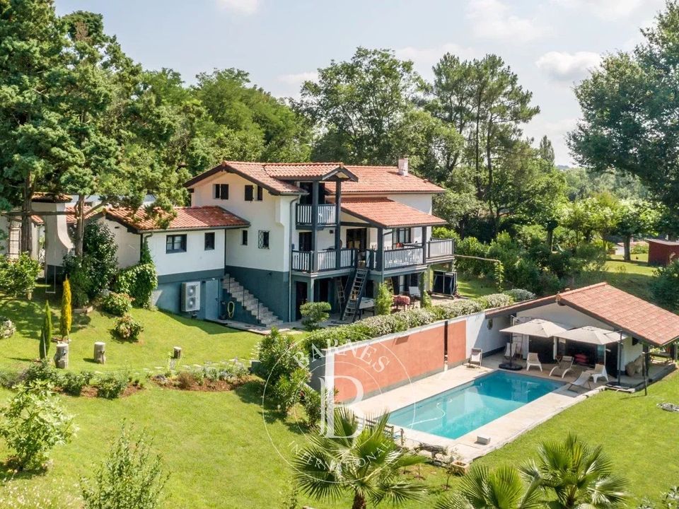 Villa i Arbonne, Pyrenees-Atlantiques - bilde 2