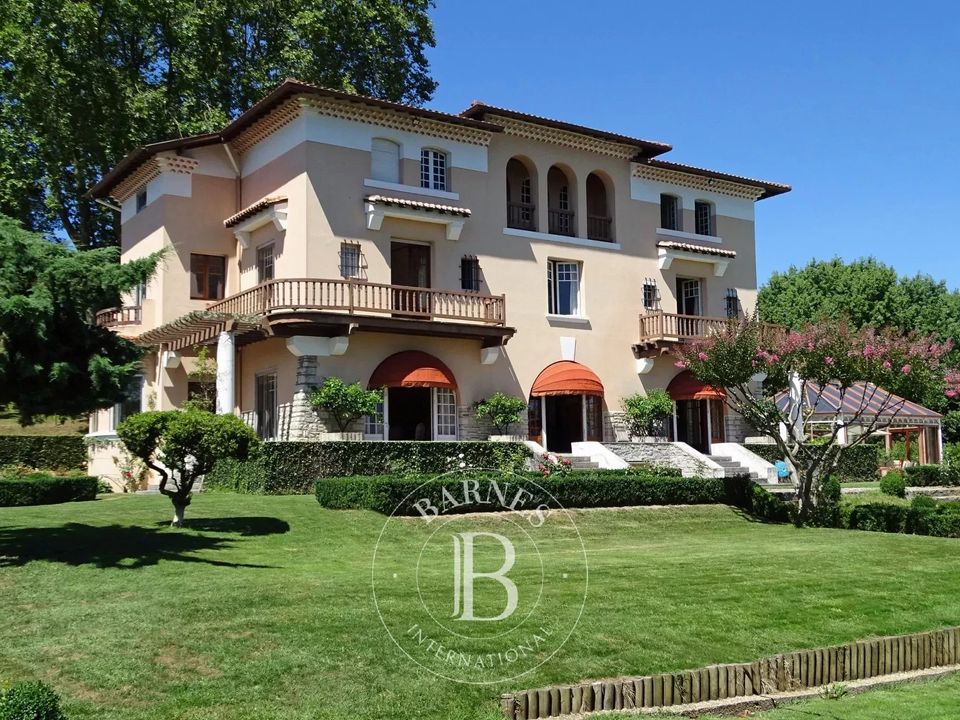 Villa i Bayonne, Pyrenees-Atlantiques - foto 1