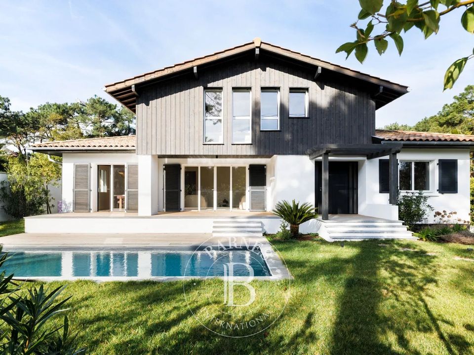 Villa i Anglet, Pyrenees-Atlantiques - foto 1